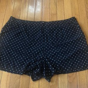 Never worn LOFT shorts. Side zip. Rayon material.